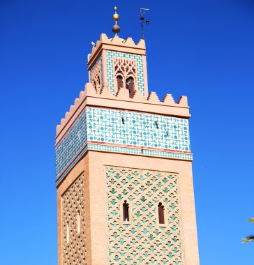 Maroc Afrika Minare ve mavi gökyüzü