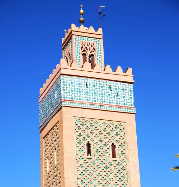 In maroc africa minareto e il cielo blu — Foto Stock