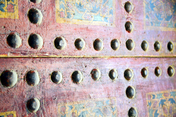 nail dirty stripped paint in brown wood red