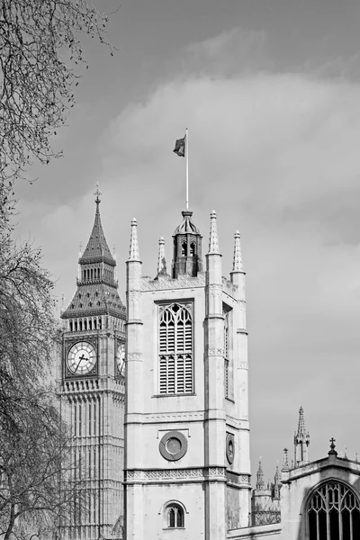 London big ben und historischen alten bau england im alter cit — Stockfoto