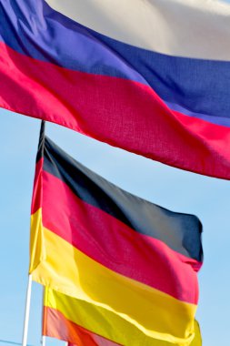 İspanya dünya dalgalanan bayrak mavi gökyüzü