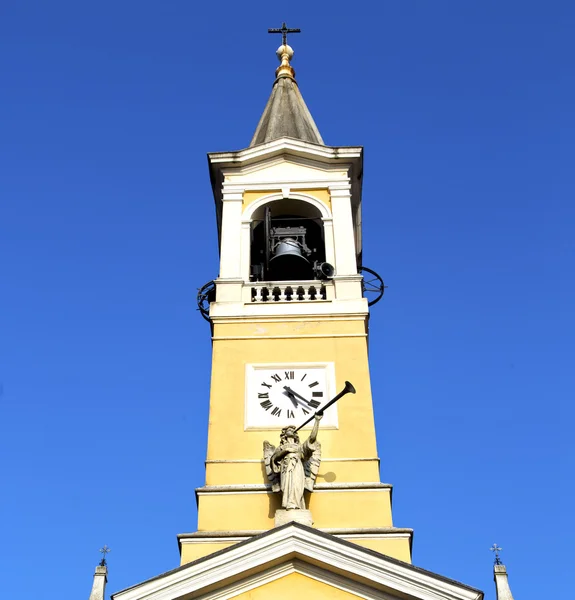 Cislago eski duvar ve kilise kule çan su soyut — Stok fotoğraf