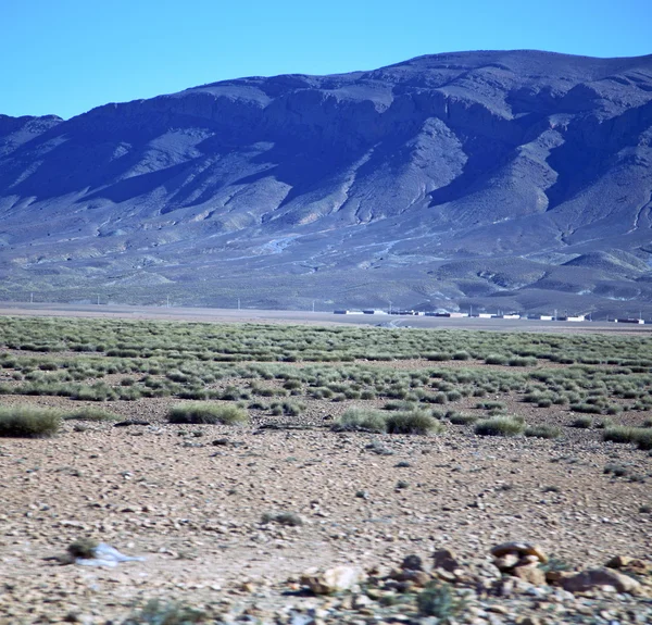 Vale morro em áfrica morocco o atlas seco montanha terreno — Fotografia de Stock