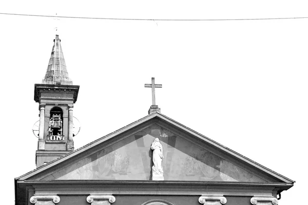 建筑钟塔在意大利欧洲旧石器和贝尔 — 图库照片