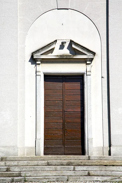 Cardano campo italy   church  varese — Stock Photo, Image