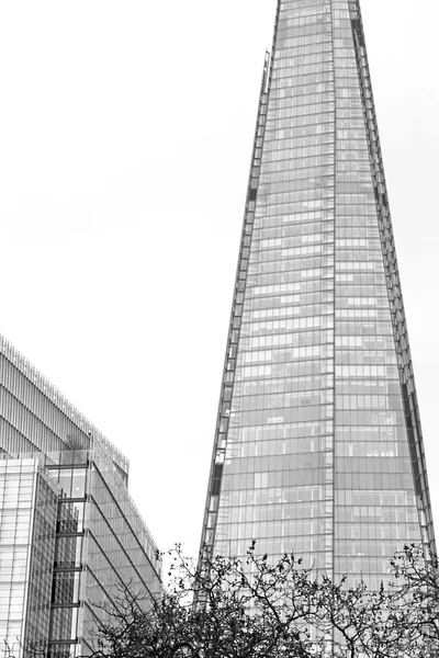 Nuevo edificio en el distrito financiero de rascacielos de Londres un —  Fotos de Stock