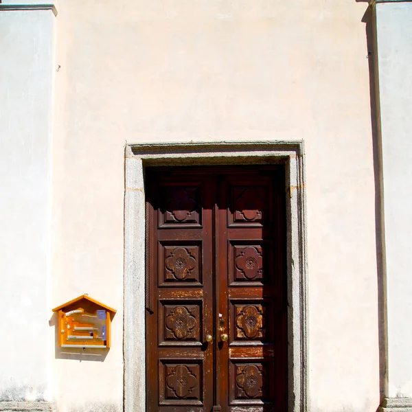 Eski kapı İtalya arazi Avrupa mimarisi ve ahşap tarihi — Stok fotoğraf