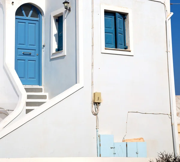 Casa em santorini grécia europa construção antiga branco e azul — Fotografia de Stock