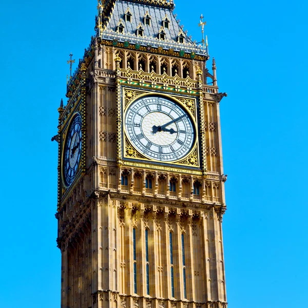 London big ben and historical old construction england aged cit — стоковое фото