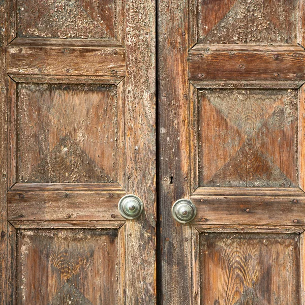 Santo an in a  door curch  closed wood lombardy italy  varese — Stock Photo, Image