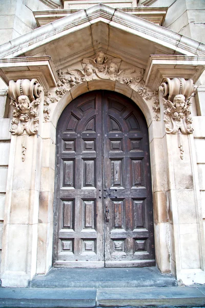 Dveře katedrály svatého Pavla v Londýně Anglie náboženství — Stock fotografie