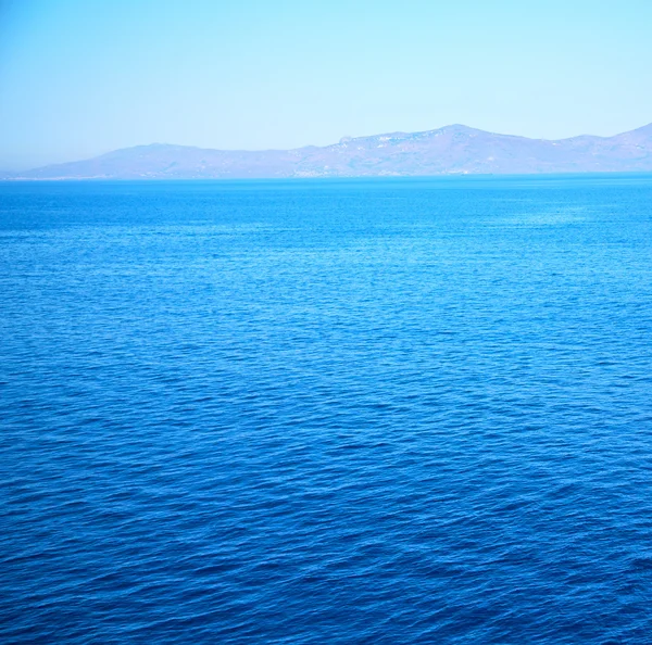 Greece from the boat  islands in mediterranean sea and sky — Stock Photo, Image