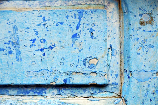 Gestripte verf in houten deur en rusty — Stockfoto