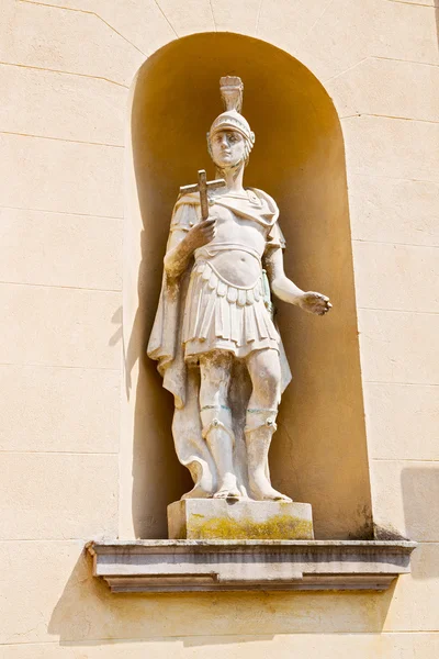 Marmor in altem historischen Bau Italien und Statue — Stockfoto