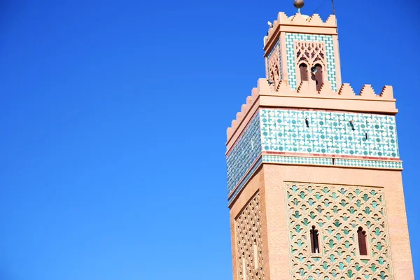 History in maroc africa   eligion and the blue     sky — Stock Photo, Image