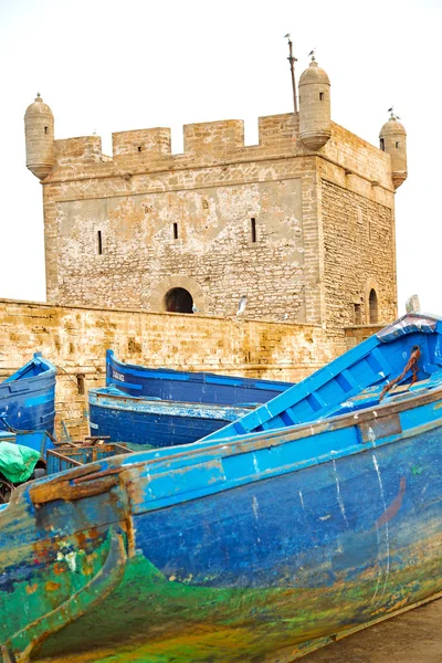 Barco e mar em África morocco castelo velho marrom — Fotografia de Stock