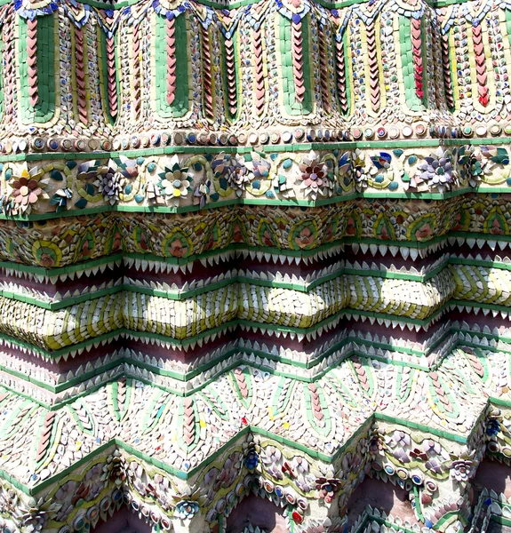 Bangjalá tailandia abstracto cruz columna color pared templo —  Fotos de Stock