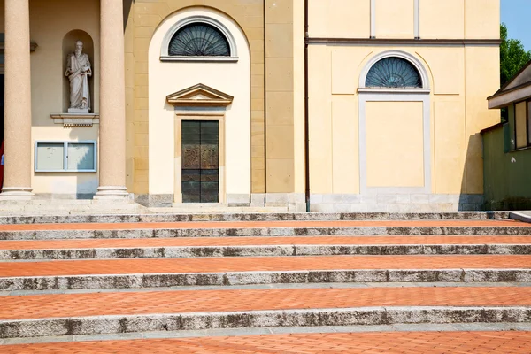 Column old architecture in italy europe milan — Stock Photo, Image