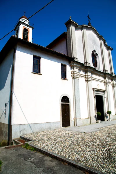 Arquitetura antiga em itália europa milan luz solar — Fotografia de Stock