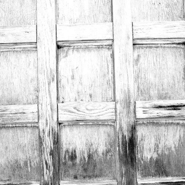 Home texture di una vecchia porta in legno antico marrone europa — Foto Stock