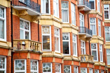 Avrupa eski penceresinde  