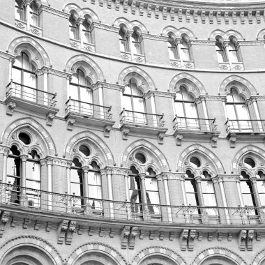 duvar binalar Londra İngiltere'de windows ve tuğla exteri