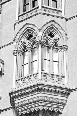 binalar Londra İngiltere'de windows ve dış wa tuğla