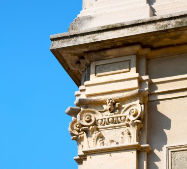 Avrupa İtalya ve mermer ülkede soyut eski sütun