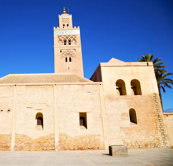 Storia in Africa maroc minareto religione e il cielo blu — Foto Stock