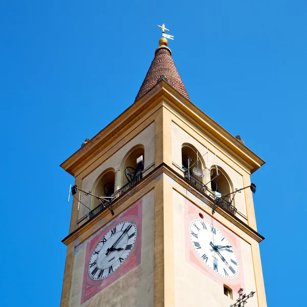 Antico orologio torre in italia europa vecchia pietra e campana — Foto Stock