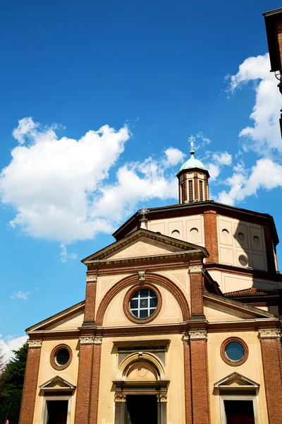 Cultuur architectuur in Italië religie en zonlicht — Stockfoto