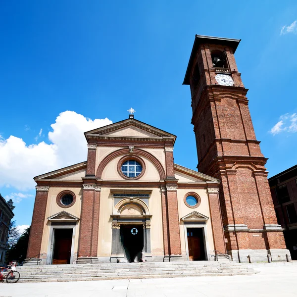 Esterno vecchia architettura in italia europa milano religione — Foto Stock