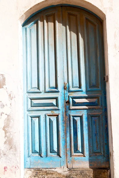 Porta velha em marroquino áfrica azul — Fotografia de Stock