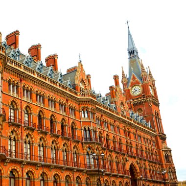 binalar Londra İngiltere'de windows ve tuğla dış   