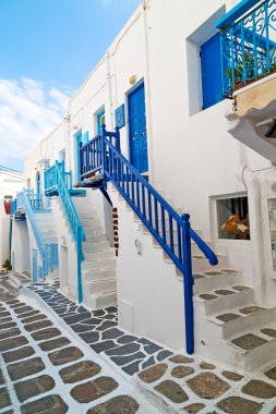 antorini ve beyaz renk Adası