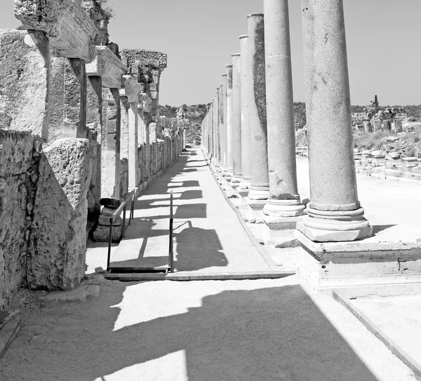 Sütun eski taş perge inşaat Asya Türkiye'de ve — Stok fotoğraf