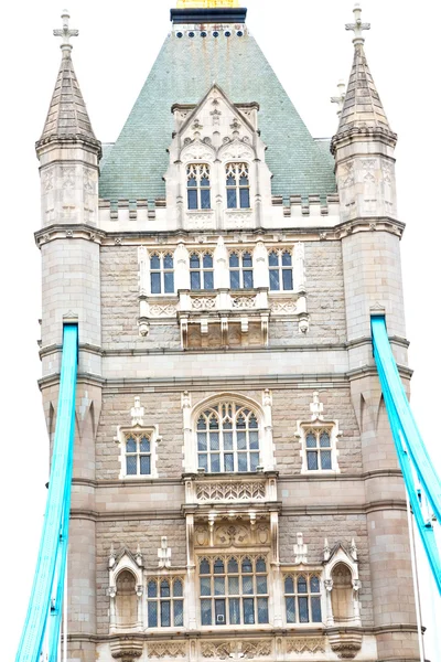 Londons Turm in alter Brücke und der wolkenverhangene Himmel — Stockfoto