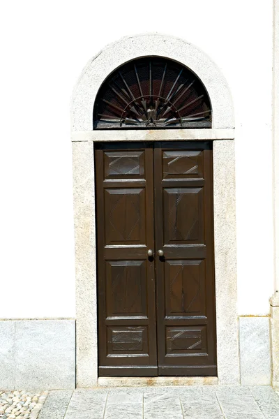 Old   door    in  traditional  texture nail — Stock Photo, Image