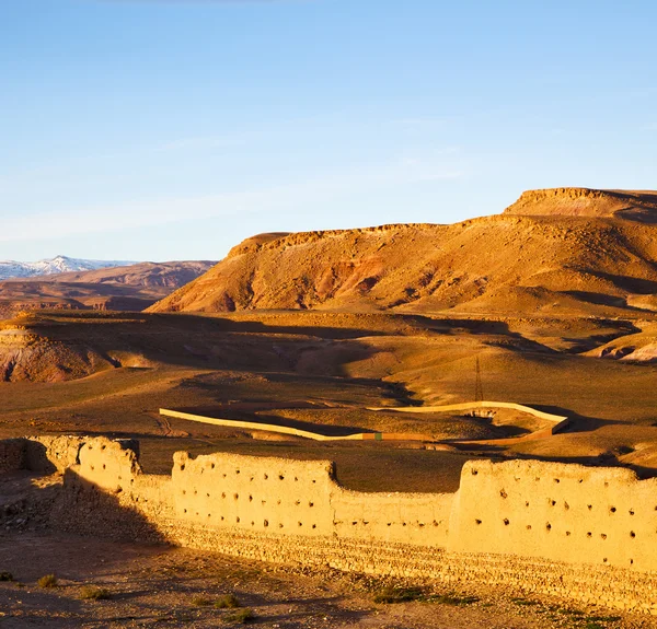 아프리카 모로코 오래 된 구조물에 histori 언덕 — 스톡 사진