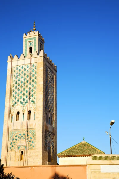 Geçmiş maroc Afrika Minare sokak lambası — Stok fotoğraf