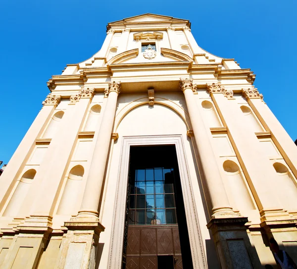 美丽的旧建筑，在欧洲意大利米兰宗教和 — 图库照片