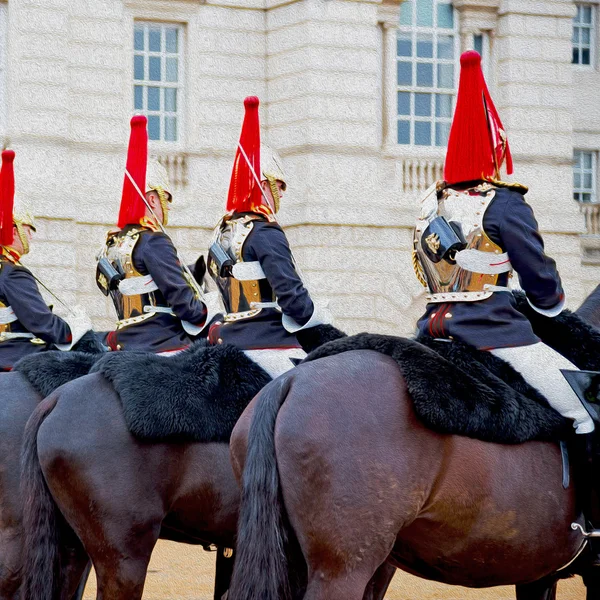 Para la reina en Londres caballo de Inglaterra y caballería — Foto de Stock