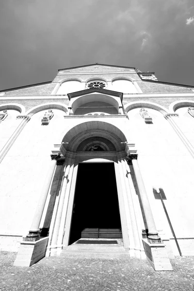 이탈리아 유럽에서 외부 오래 된 건축 밀라노 종교 — 스톡 사진
