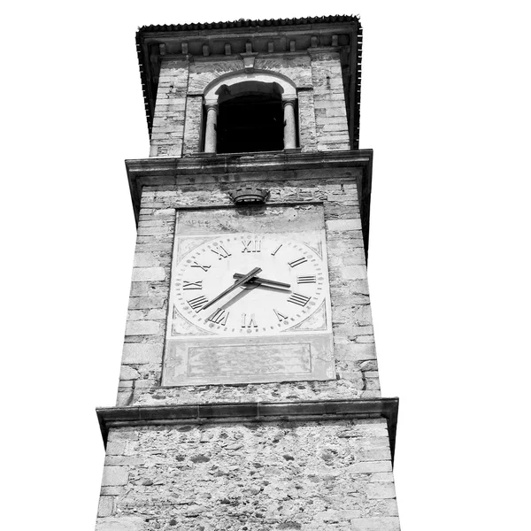 Antico orologio torre in italia europa vecchia pietra e campana — Foto Stock