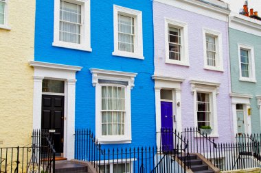 aşk engel tanımaz Londra england eski banliyö ve antika duvar