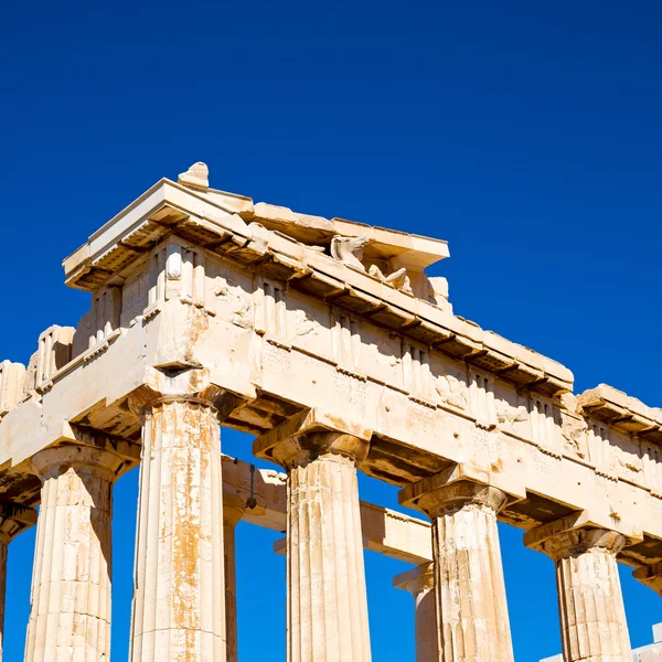 En Grecia la antigua arquitectura y lugar histórico partenón en — Foto de Stock