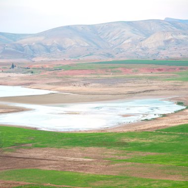 göl ve dağ Fas arazi göle 