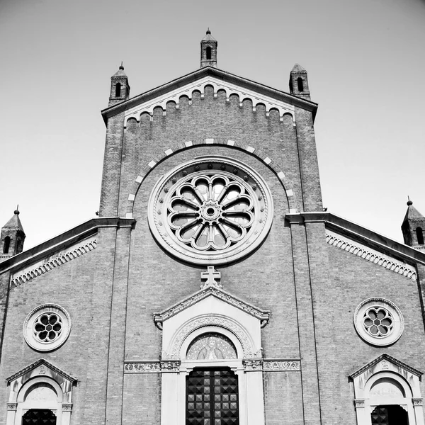 Budynek starej architektury w Europie Włochy Mediolan religii — Zdjęcie stockowe