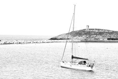 Akdeniz se tekne adalarından köpük ve köpük Yunanistan