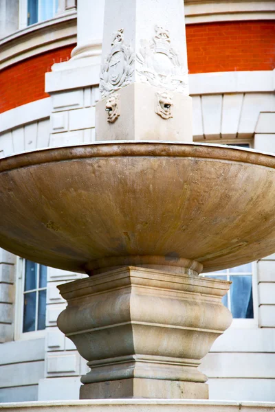 Mármol histórico y estatua en Londres — Foto de Stock